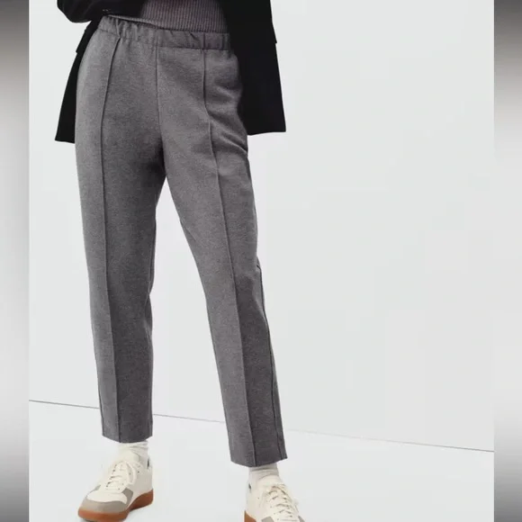 ❌SOLD❌ NWT Everlane sweatpants - The Dream Pant ☁️ - Picture 2 of 7